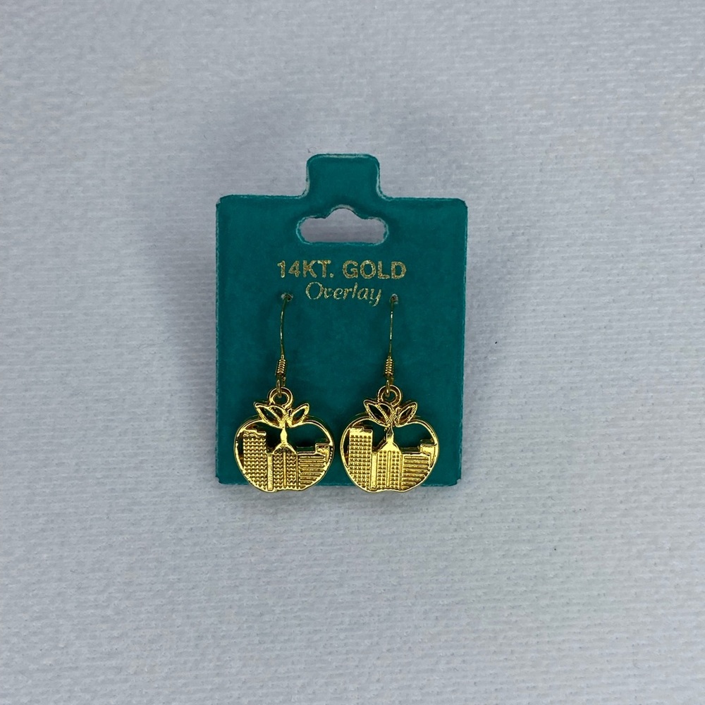 New York Apple 14k Gold Earrings